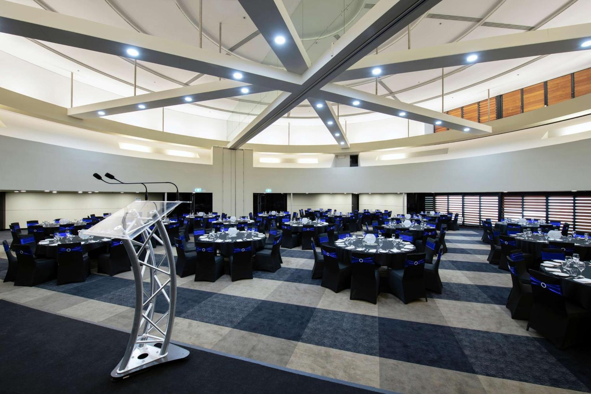 מלון Doubletree By Hilton Esplanade דארווין מראה חיצוני תמונה
